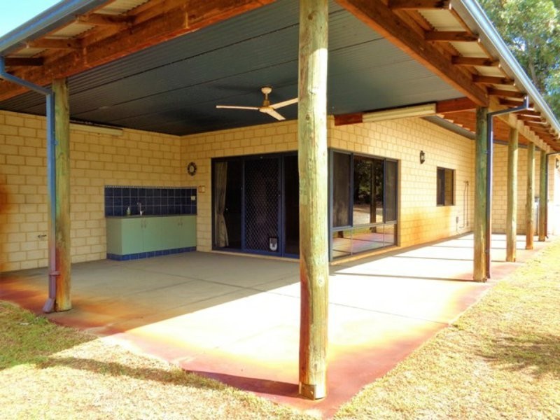 167 Harvest Circle, Two Rocks WA 6037