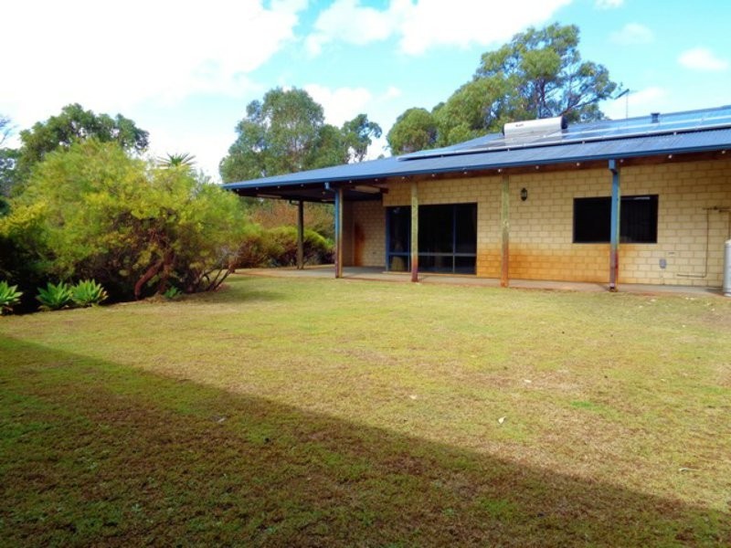 167 Harvest Circle, Two Rocks WA 6037