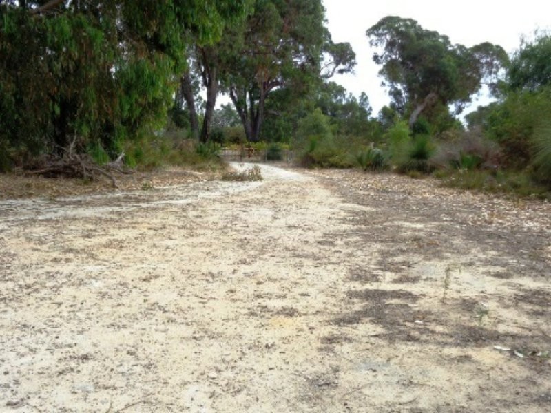 167 Harvest Circle, Two Rocks WA 6037