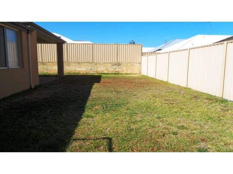 15 Bundegi Way, Two Rocks WA 6037