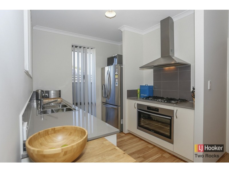 40 Abalone View, Two Rocks WA 6037