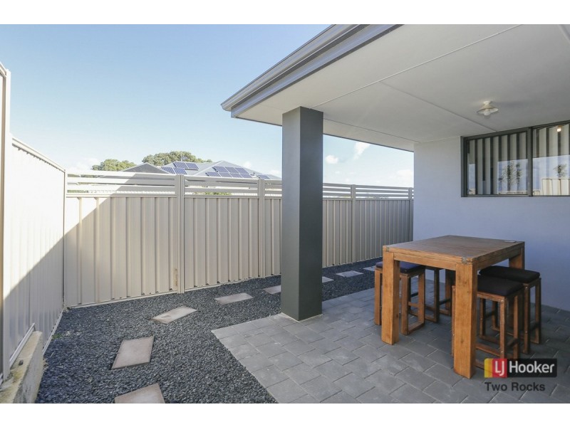 40 Abalone View, Two Rocks WA 6037