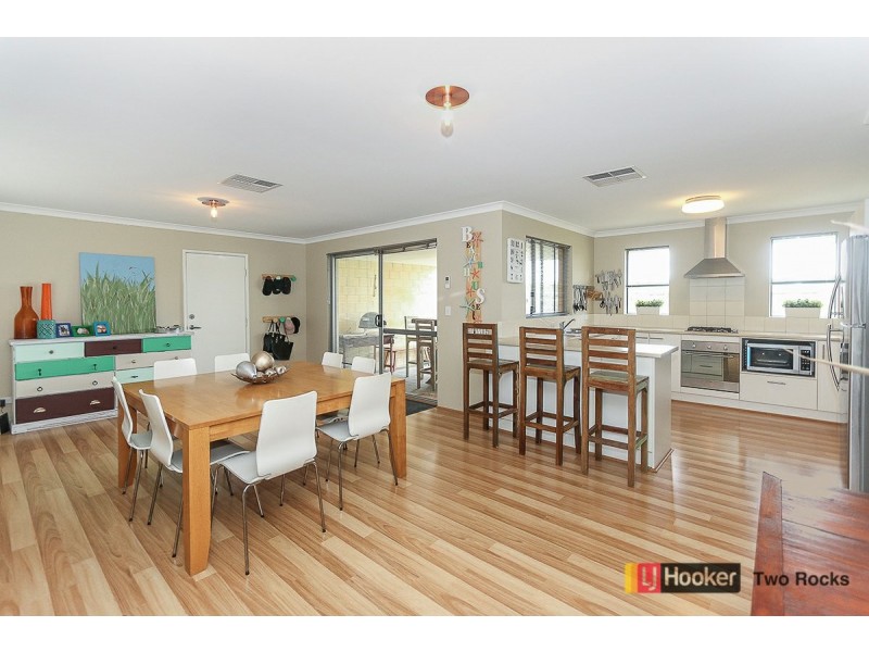 43 Mullins Way, Yanchep WA 6035