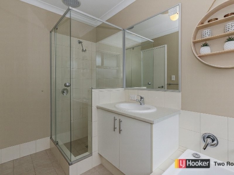 43 Mullins Way, Yanchep WA 6035