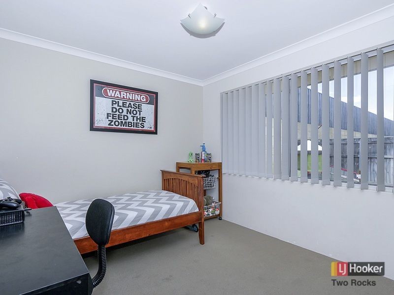 4 Oldsalt Brace, Yanchep WA 6035