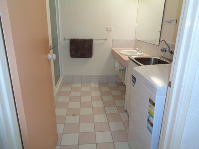 Unit 4/56 St Andrews Drive, Yanchep WA 6035