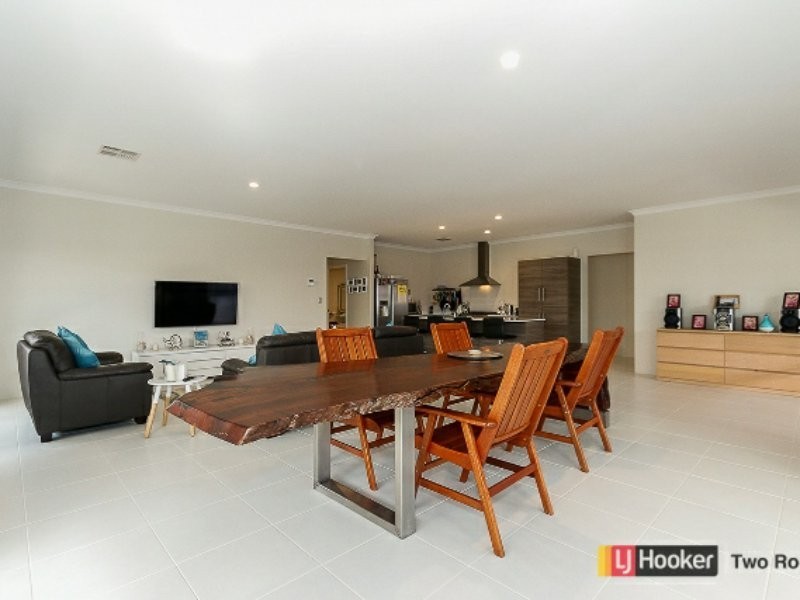 35 Kardan Drive, Yanchep WA 6035