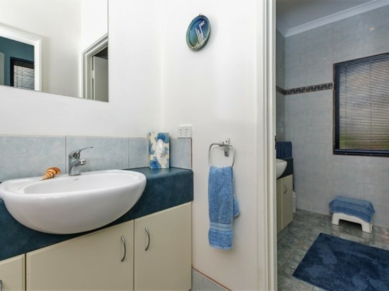 102 Harvest Circle, Two Rocks WA 6037