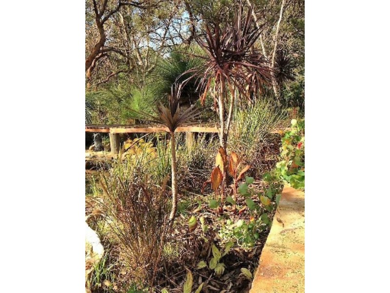 102 Harvest Circle, Two Rocks WA 6037