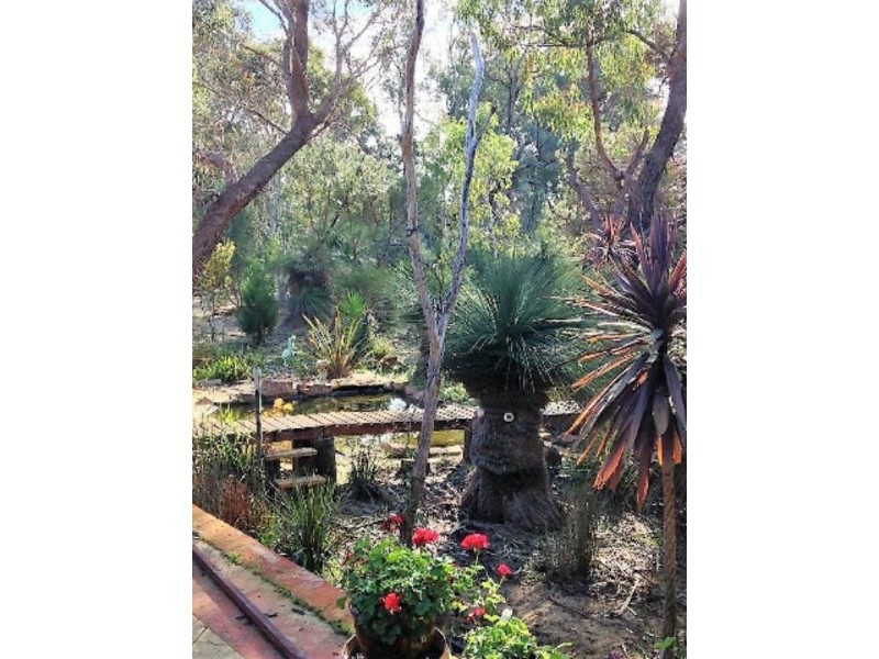 102 Harvest Circle, Two Rocks WA 6037