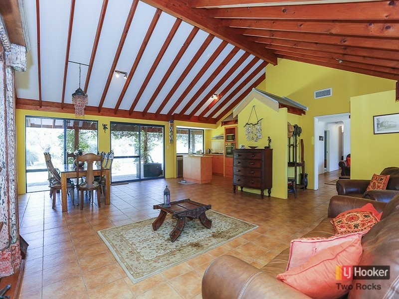 117 Harvest Circle, Two Rocks WA 6037