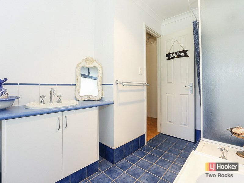 117 Harvest Circle, Two Rocks WA 6037