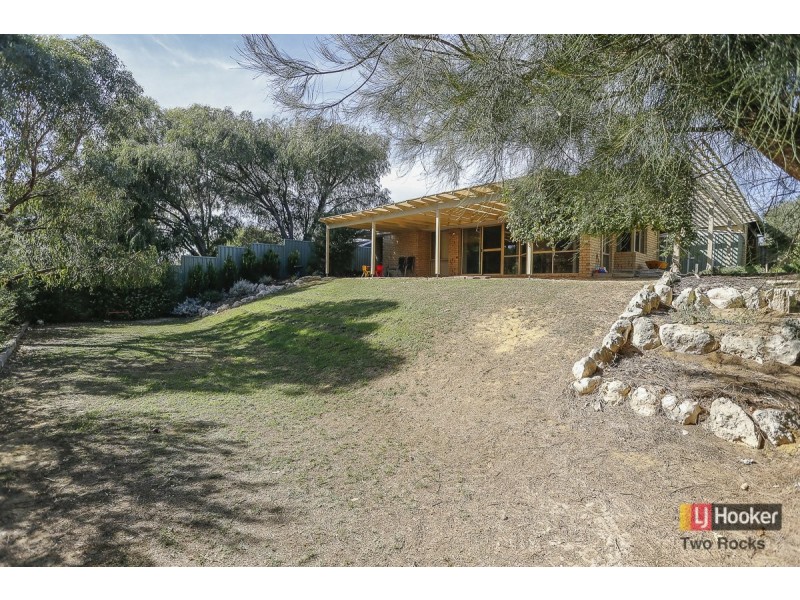 77 Lagoon Drive, Yanchep WA 6035
