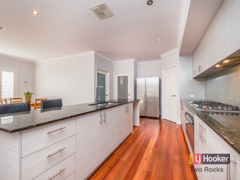 10 Clearview Street, Yanchep WA 6035