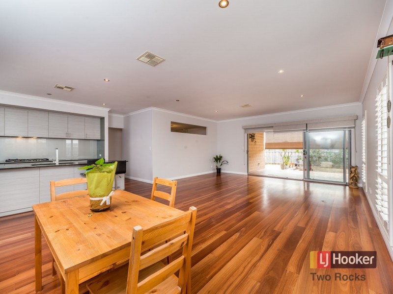 10 Clearview Street, Yanchep WA 6035