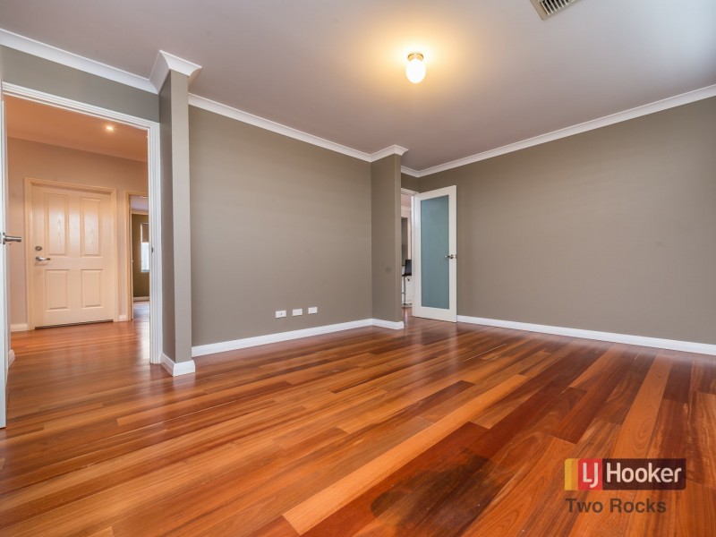 10 Clearview Street, Yanchep WA 6035