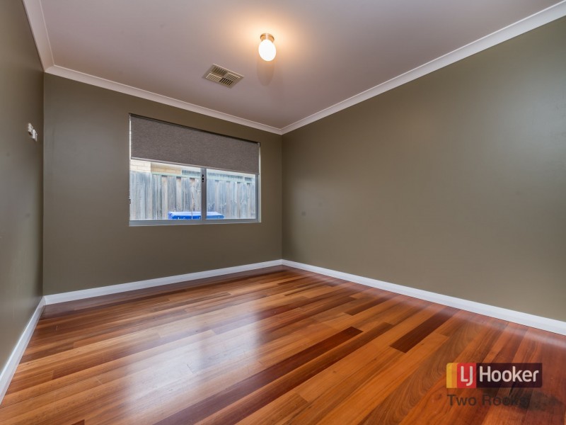 10 Clearview Street, Yanchep WA 6035