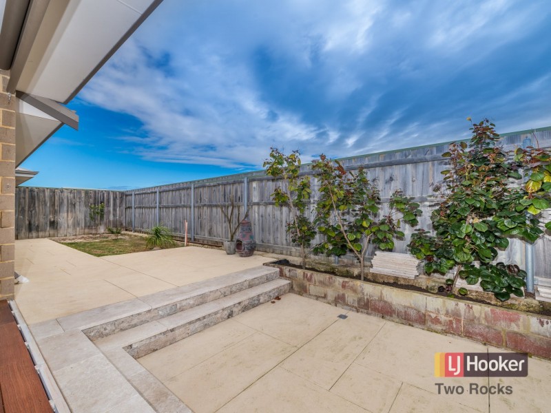 10 Clearview Street, Yanchep WA 6035