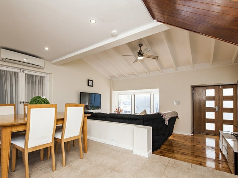 8 Benan Street, Kallaroo WA 6025