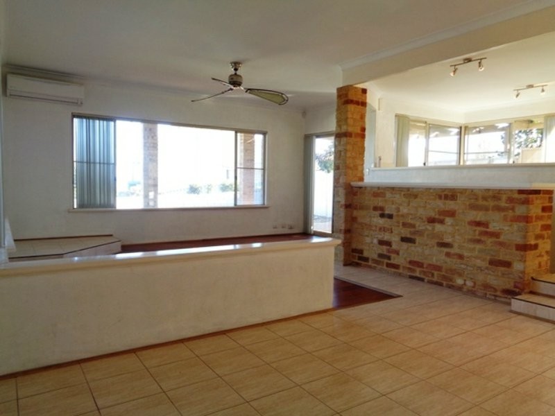 19 Valkyrie Place, Two Rocks WA 6037