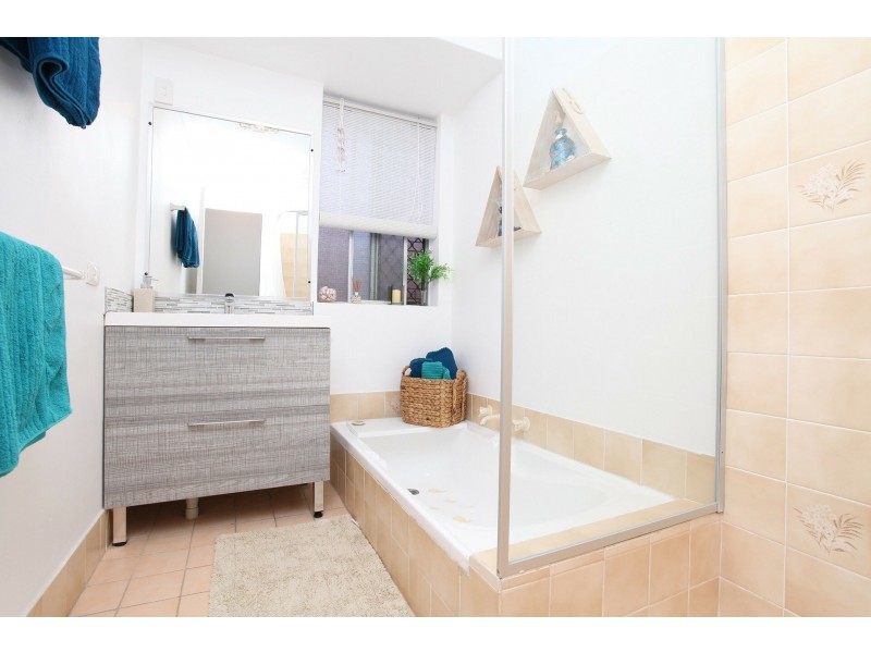 14 Preston Court, Two Rocks WA 6037