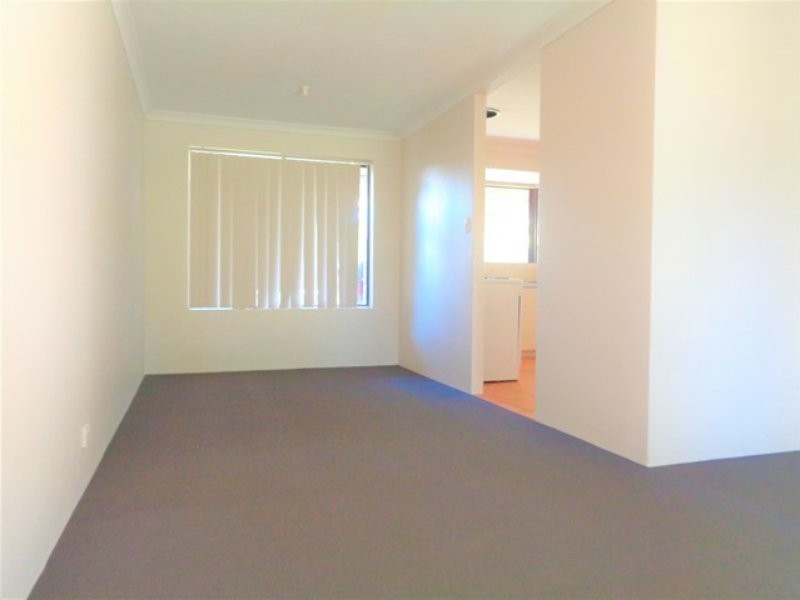 25 Hartland Place, Yanchep WA 6035