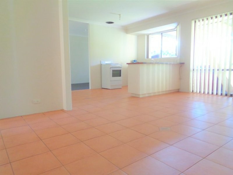 25 Hartland Place, Yanchep WA 6035