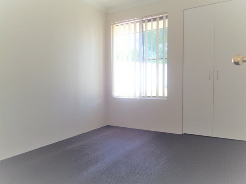 25 Hartland Place, Yanchep WA 6035