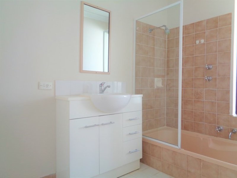 25 Hartland Place, Yanchep WA 6035