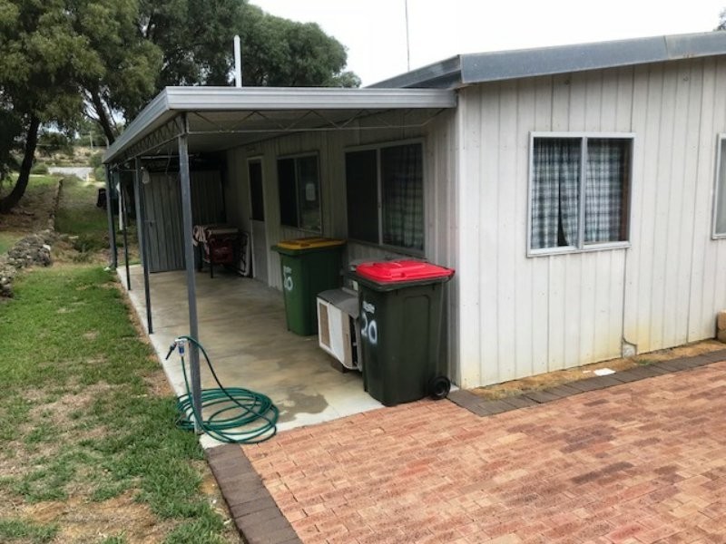 20 Turner Drive, Guilderton WA 6041