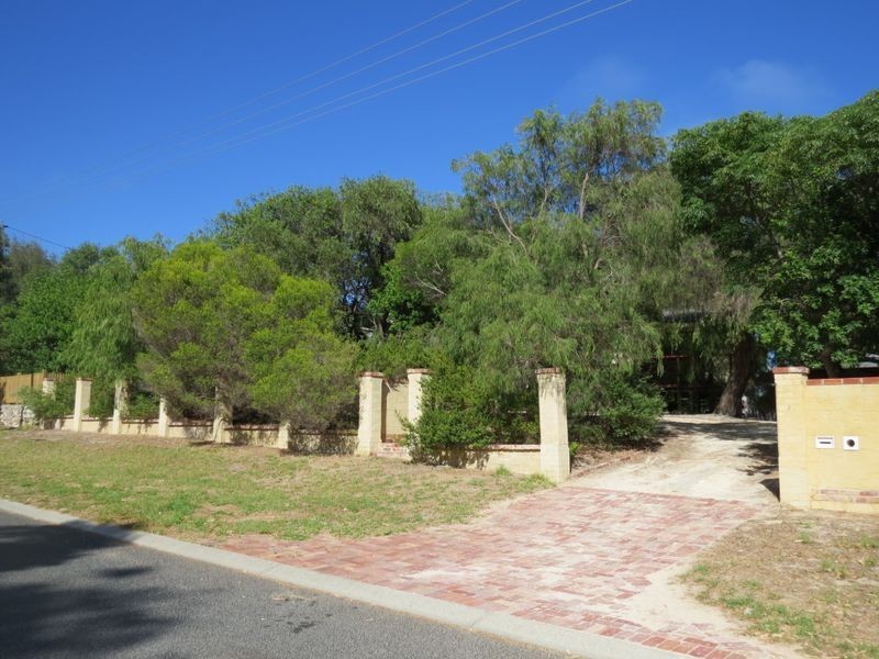 3 Walker Street, Yanchep WA 6035
