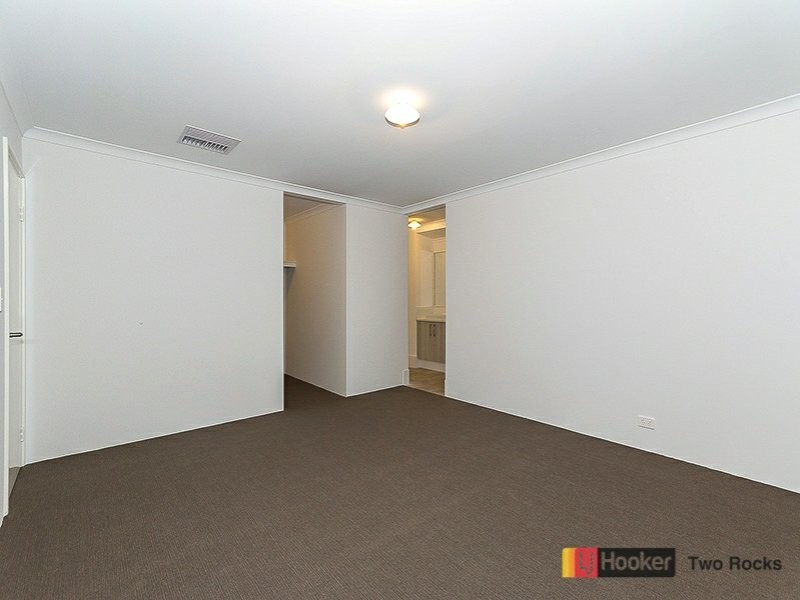 23 Snapper Way, Two Rocks WA 6037