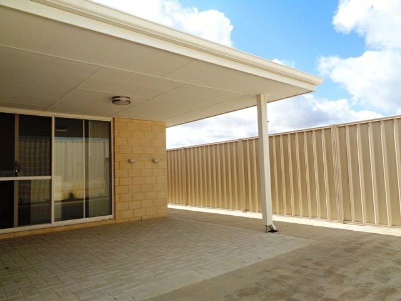 3 Volunteer Loop, Two Rocks WA 6037
