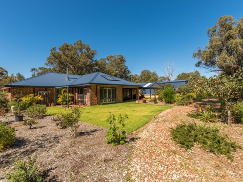 31 Countryside Drive, Two Rocks WA 6037