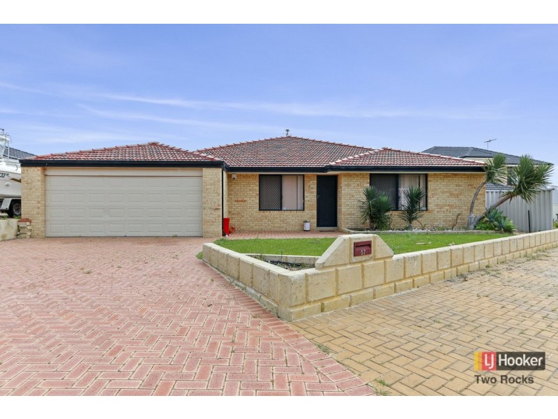 57 Flagtail Outlook, Yanchep WA 6035