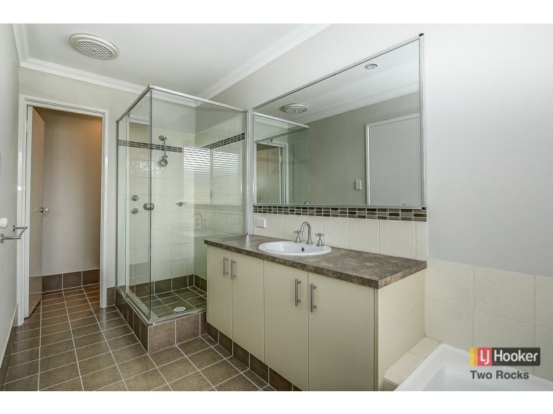 61 Lindsay Beach Boulevard, Yanchep WA 6035