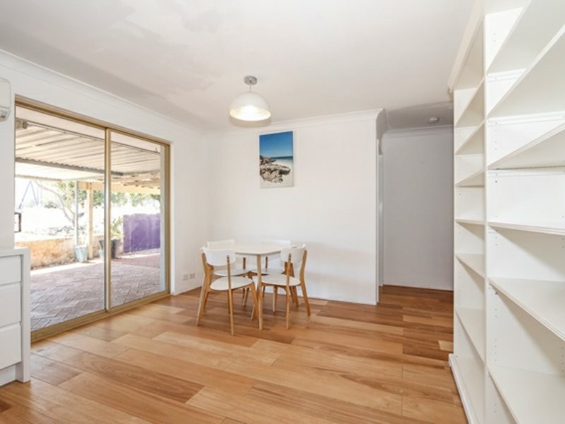 35 St Ives Drive, Yanchep WA 6035