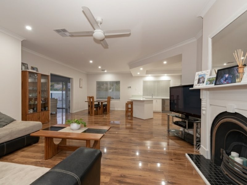 15 Sweep Ridge, Yanchep WA 6035