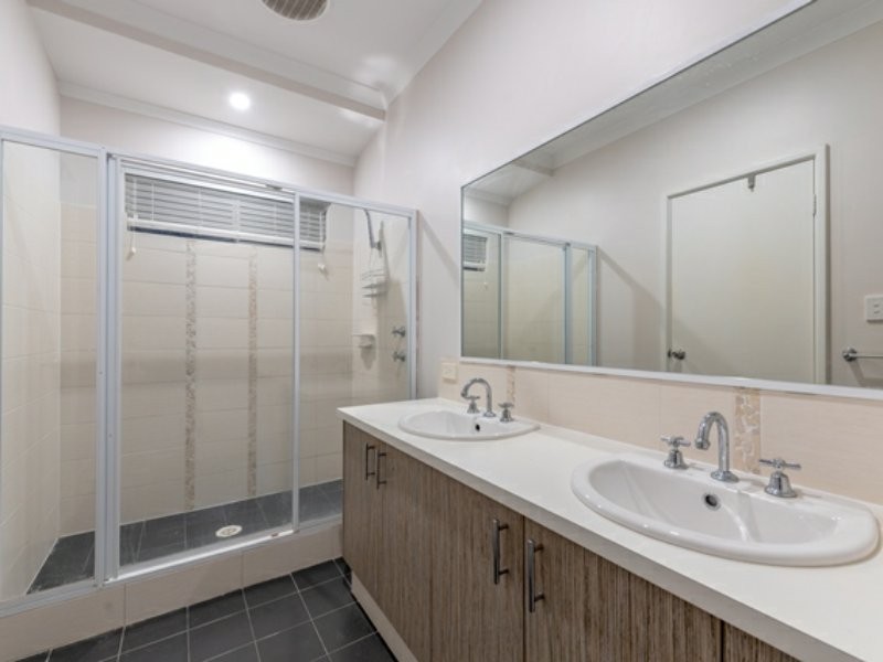 15 Sweep Ridge, Yanchep WA 6035