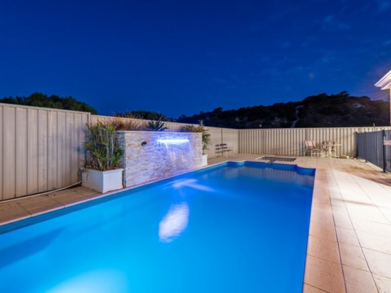 15 Sweep Ridge, Yanchep WA 6035
