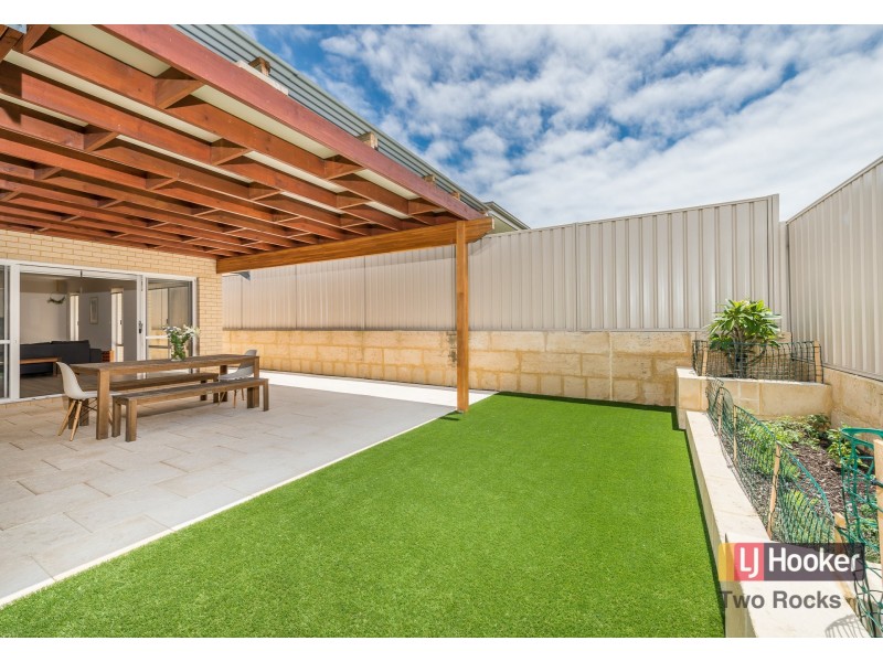 12 Abalone View, Two Rocks WA 6037