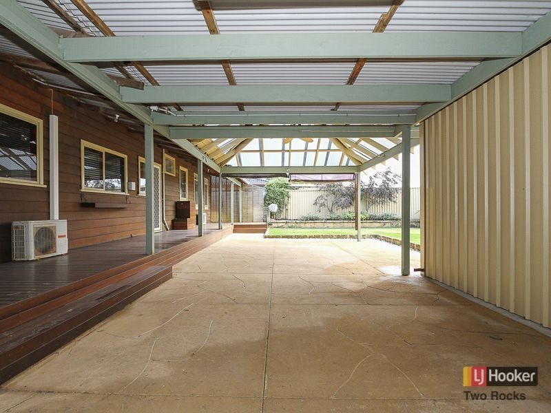 7 Fawkner Road, Two Rocks WA 6037