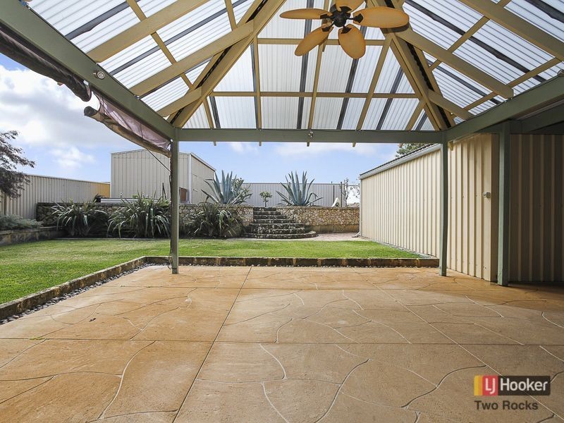 7 Fawkner Road, Two Rocks WA 6037