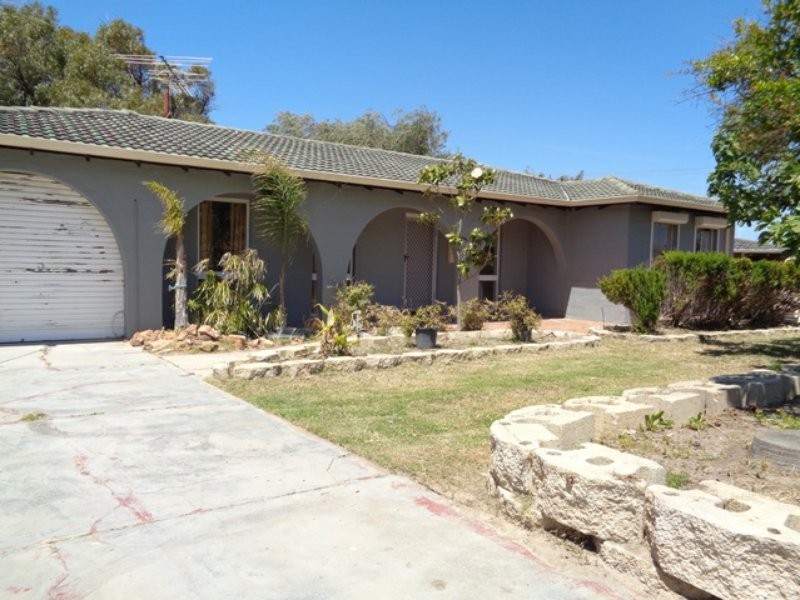 20 Blaxland Avenue, Two Rocks WA 6037