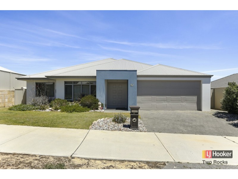 97 Shipmaster Avenue, Alkimos WA 6038