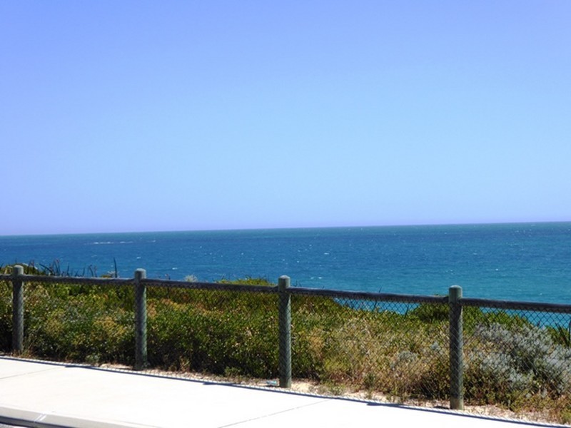 29 Compass Circle, Yanchep WA 6035