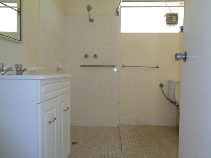 42 Charnwood Avenue, Two Rocks WA 6037