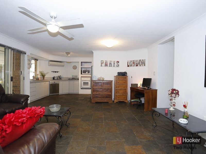 22 Carberry Square, Clarkson WA 6030