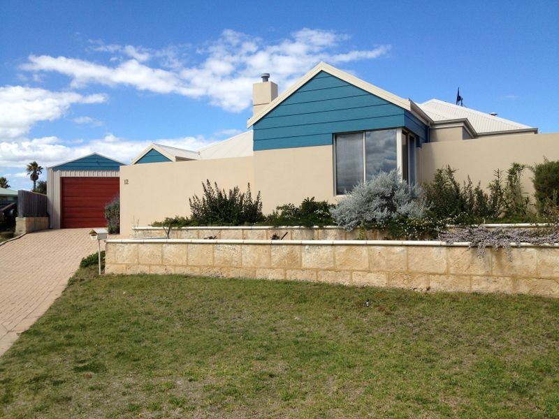12 Sceptre Court, Two Rocks WA 6037