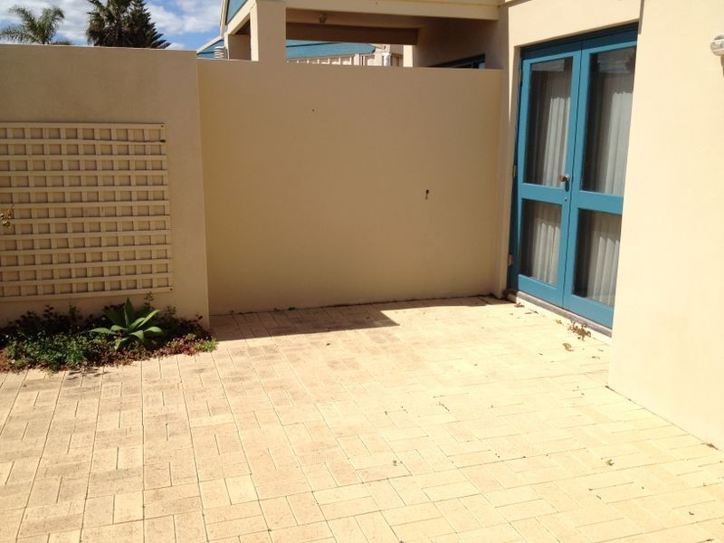 12 Sceptre Court, Two Rocks WA 6037